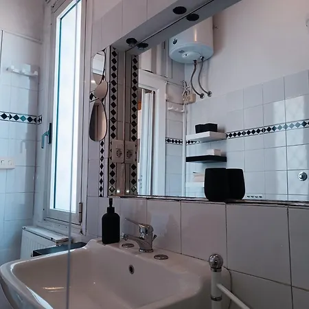 Апартаменты Per 5, Metro B Bologna, Terrazzo, Wi-fi *